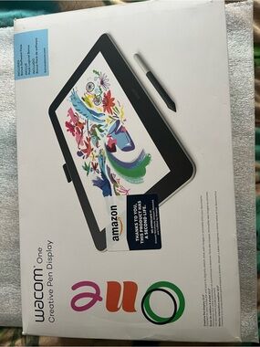 Wacom One Creative Pen Display Tablet - Black